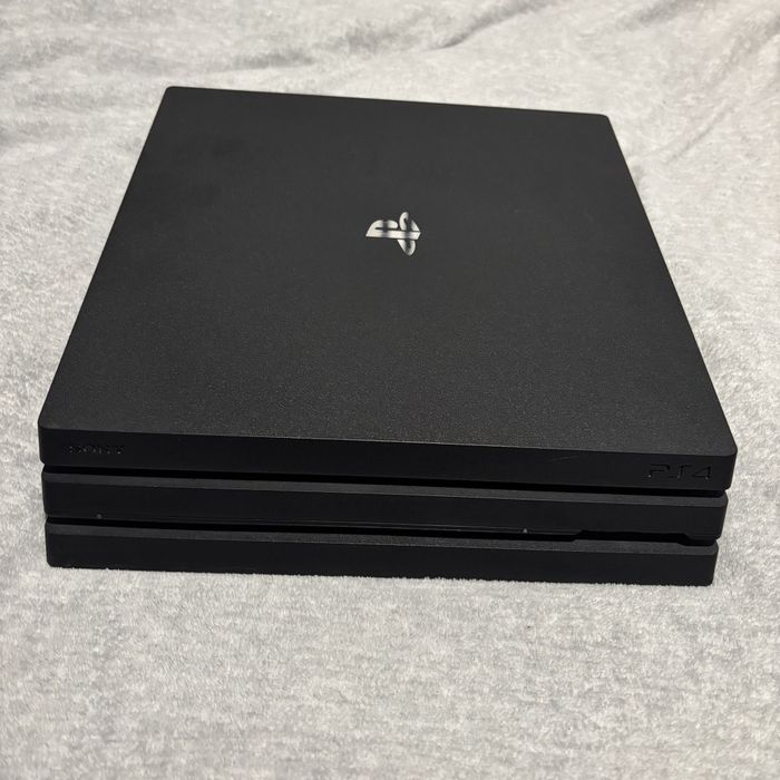 Playstation 4 pro (hen 9.0) + 15 ігор! / ps4 pro 1tb