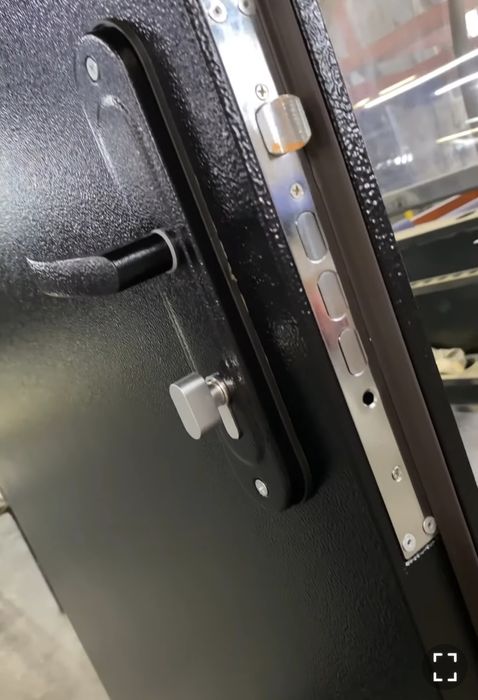 Двери Эконом! Входные Метал с двух сторон, теплые, два притвора. Днепр