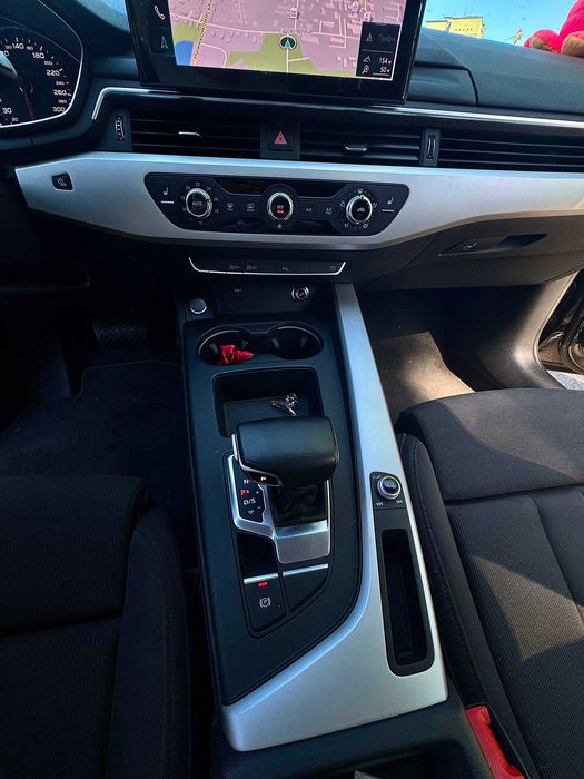 Audi A4 B9  2020