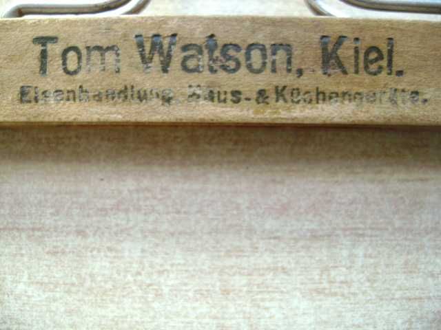 Starocie z PRL Wieszak przedwojenny Tom Watson, Kiel = założyciel IBM