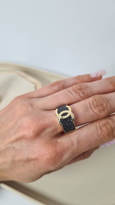 Nowy złoty pierścionek,typu Chanel,czarne cyrkonie, szeroki obrączka