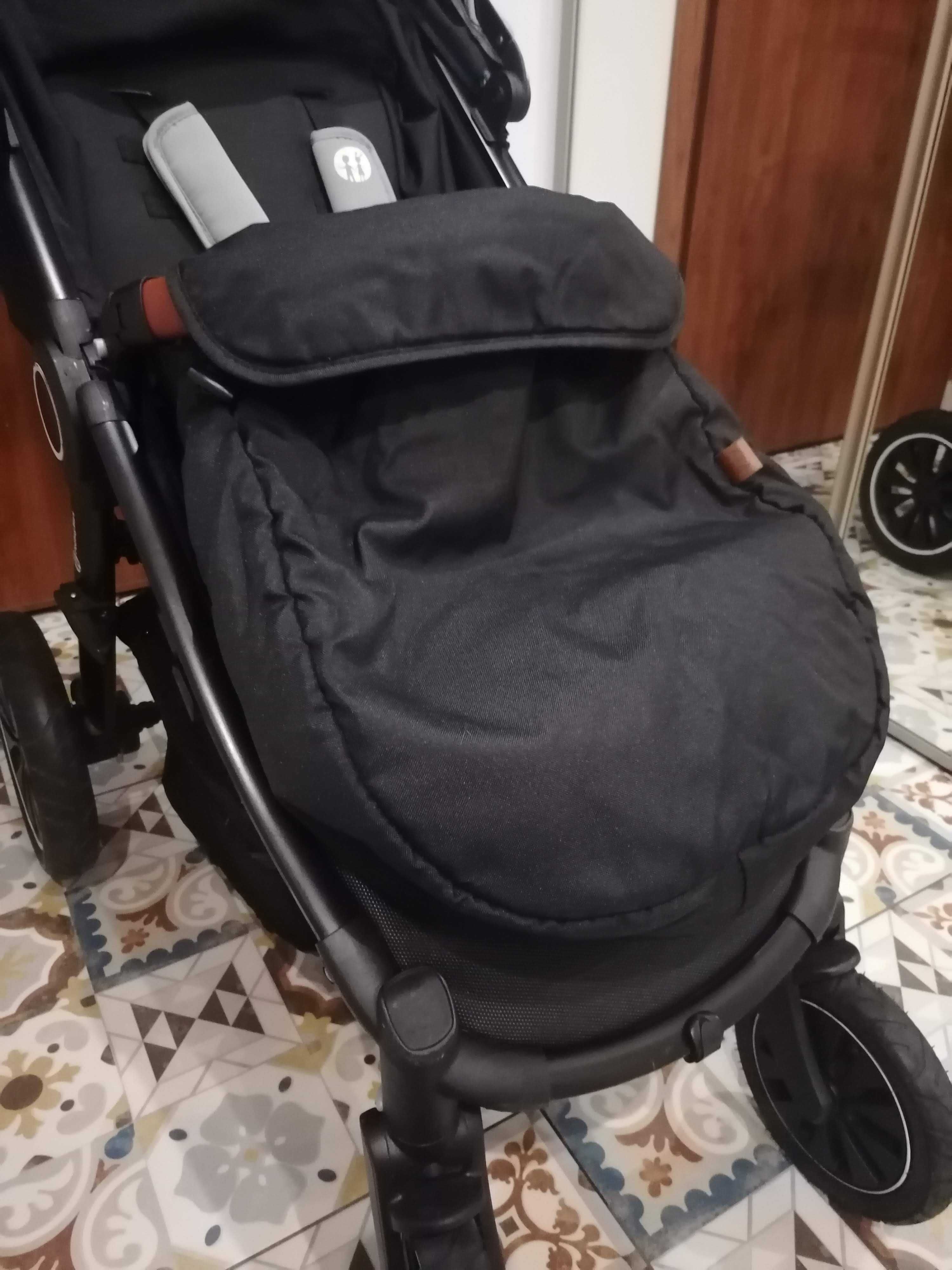 Wózek spacerowy petite&mars street plus air