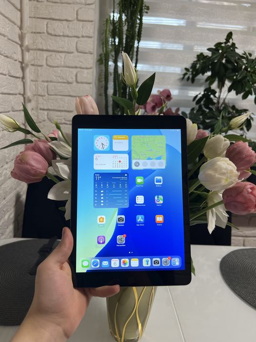 Apple iPad 8 32GB Silver