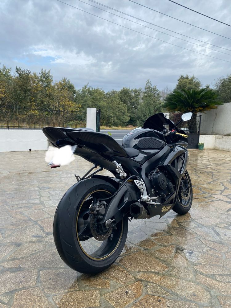 Suzuki GSX-R 750 k7