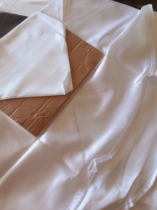 Toalha vintage branco pérola para camilha