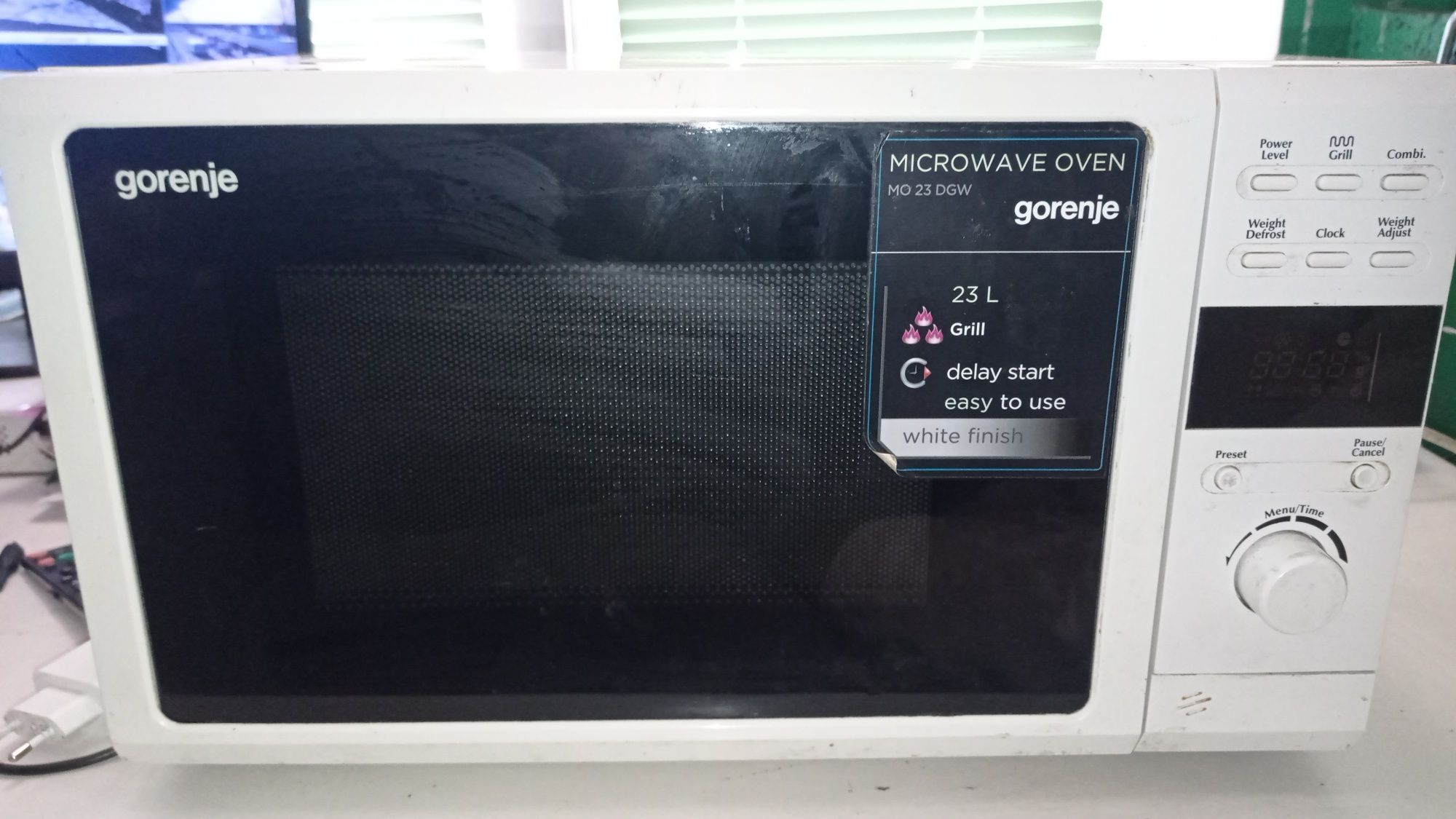 Микроволновка GORENJE MO23DGM. С Грилем.