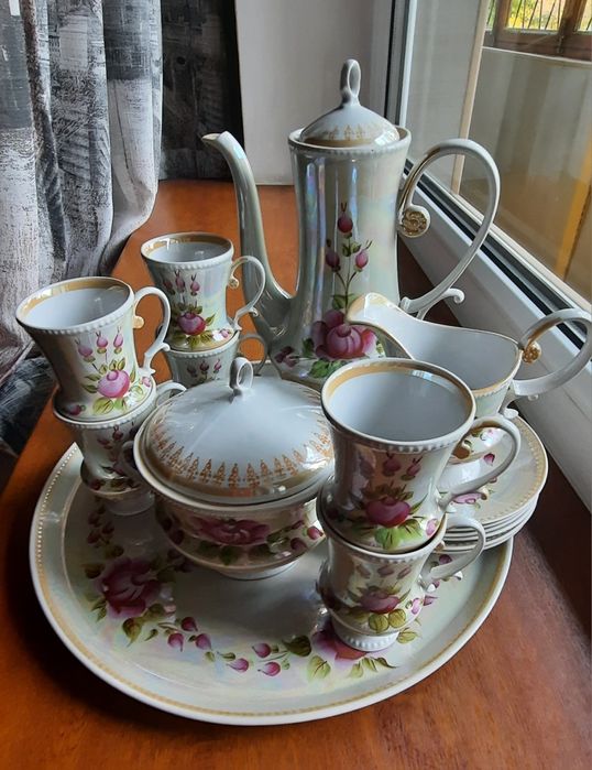 Кофейний сервіз із 16 предметів