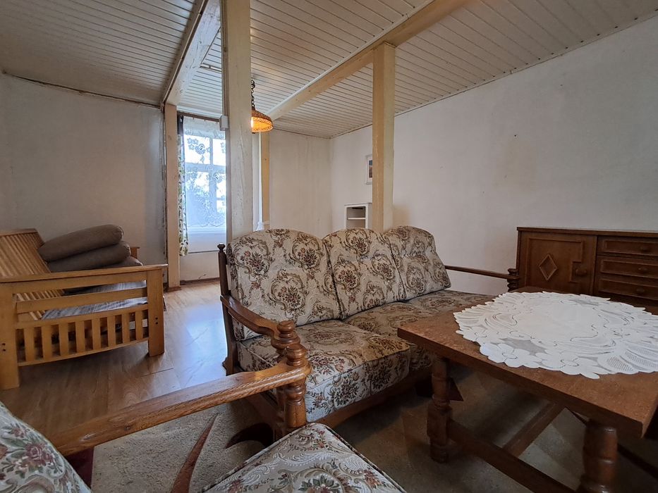 Komplet mebli dębowych – styl vintage – sofa, fotele, stół, komody