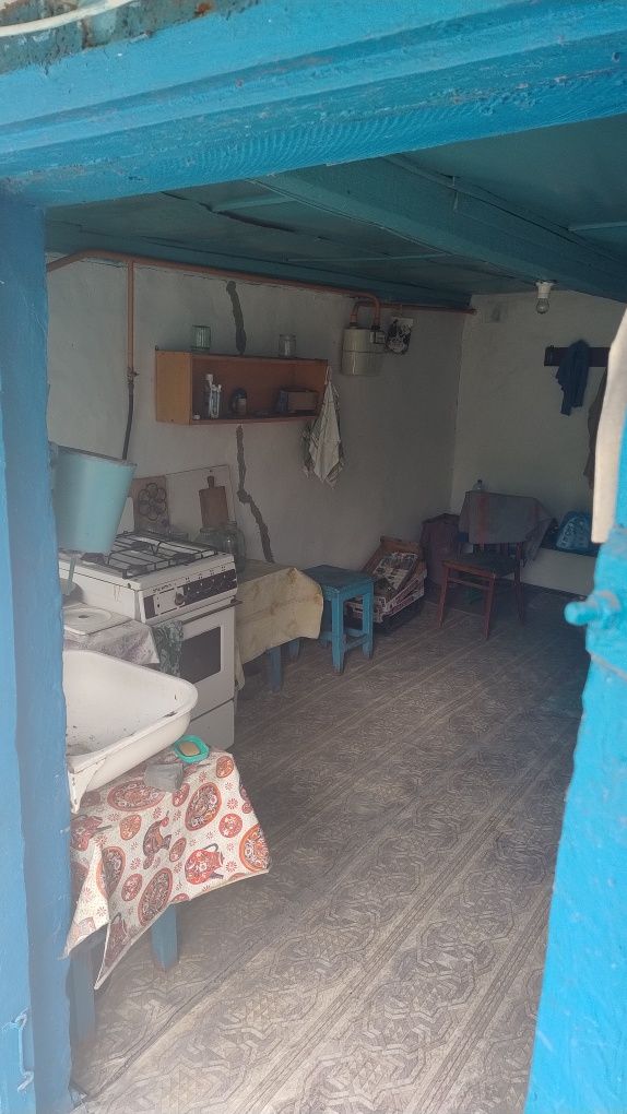 Будинок  смт Корнин. Попільнянський район
