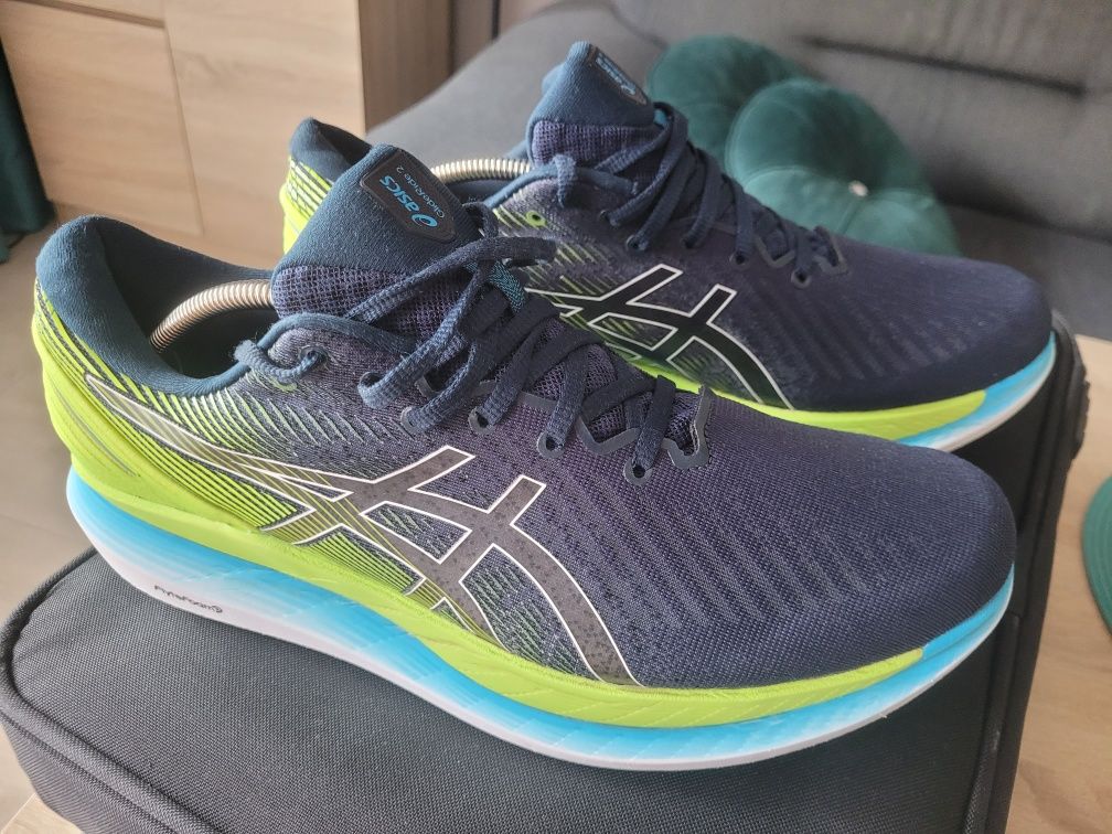 Buty ASICS GlideRide 2 w r. 46,5 do biegania Cena nowych to 669 zł!