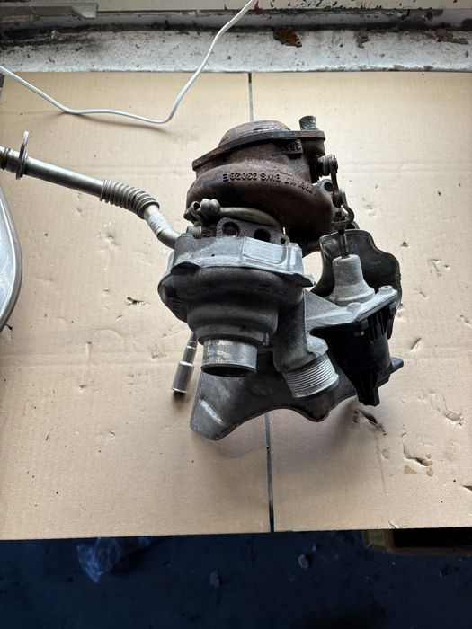 Ford f150 navigator IV 18/23 turbosprezarka prawa