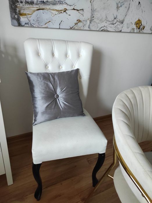 Fotel Ludwik krzesło piękne białe pikowane stylowy fotelik