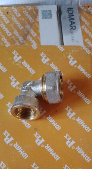 Złączka PEX 25mm x 3/4. Złączka 16x1/2