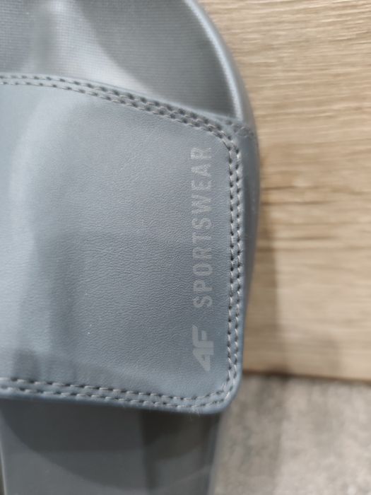 Klapki męskie 4F rozmiar 43 antracyt