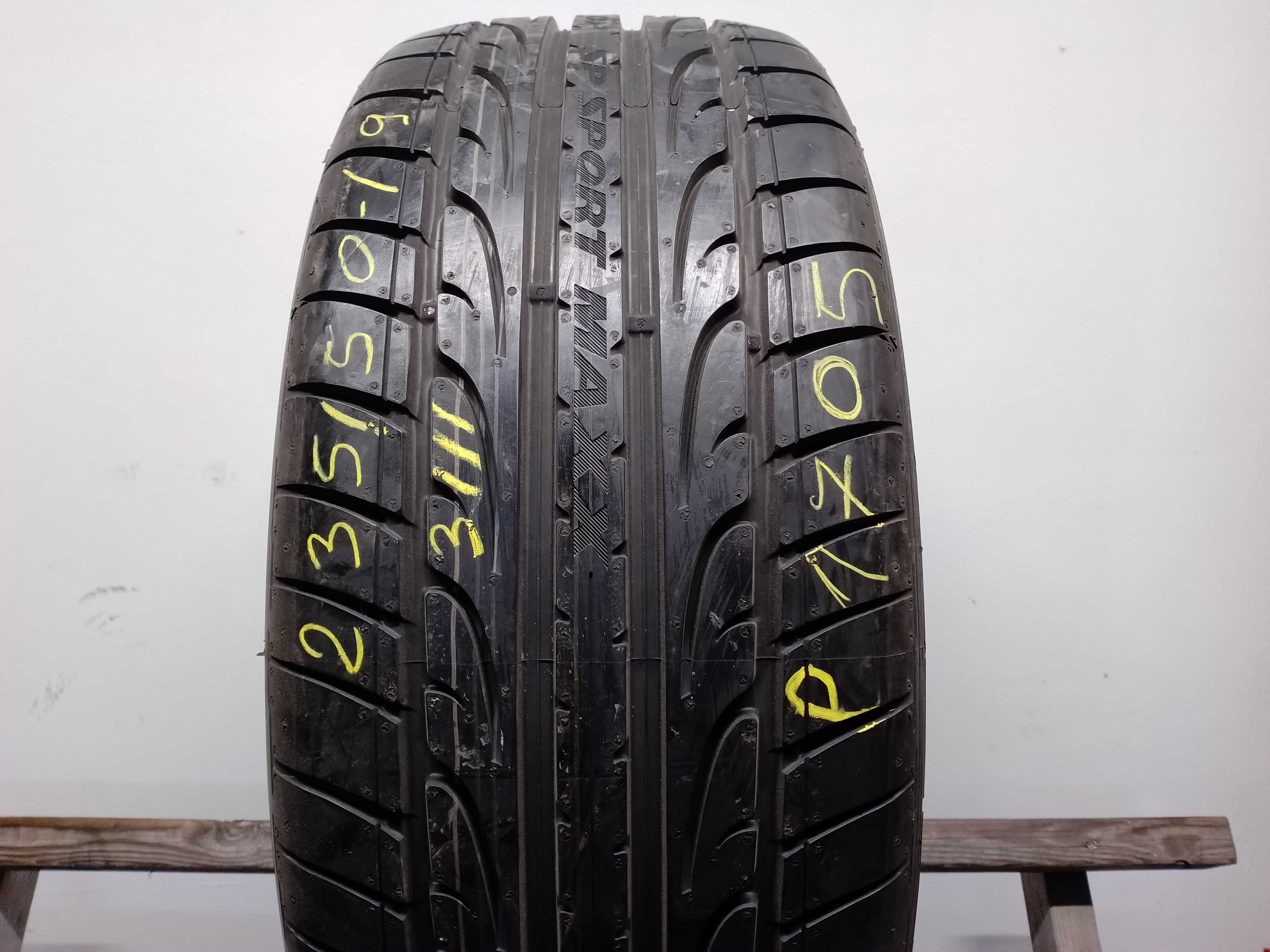 235/50 19 Dunlop Sp Sport Maxx 3111 Obrzycko P1705