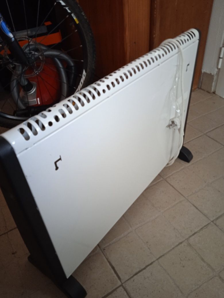 Aquecedor Convector Electrónica Como Novo