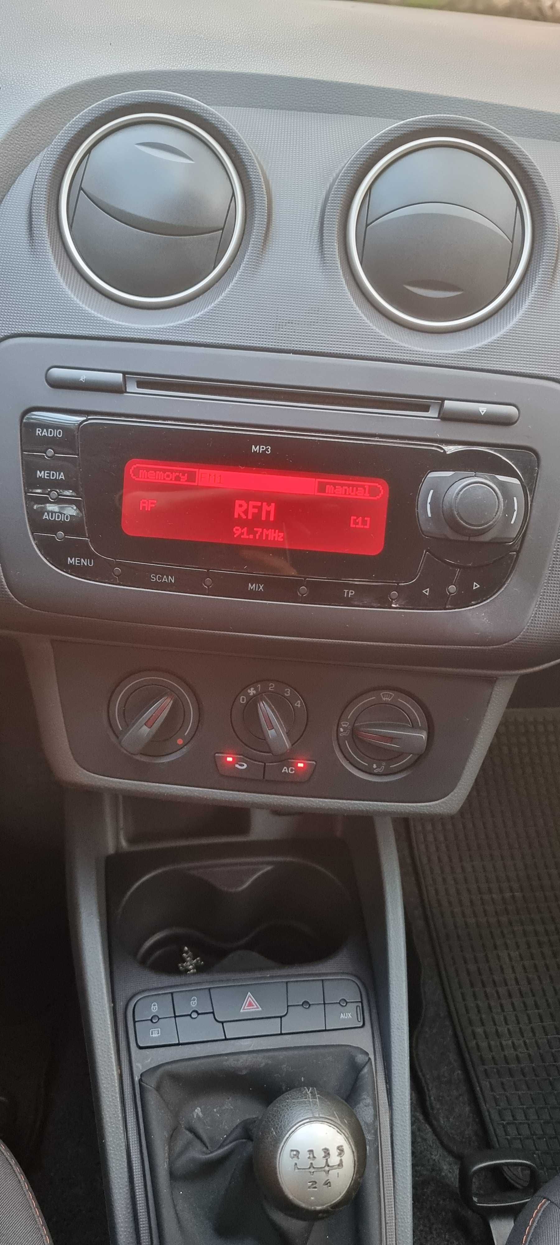 Seat Ibiza VAN 1.2 TDI - 10