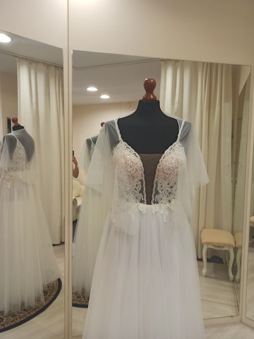 Szal z tiulu jedwabnego tiulowy narzuta na suknia ślubna ecru ivory