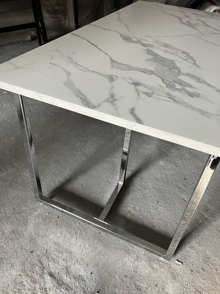 Stół beliani nowy 160x90 metal szkło marmur