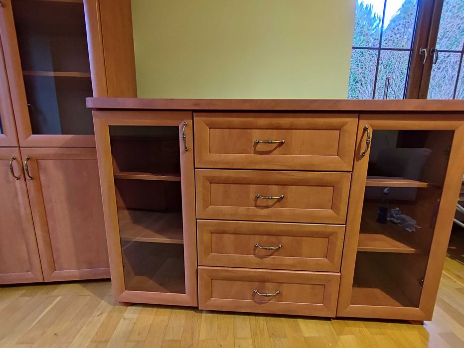 Zestaw mebli biurowych