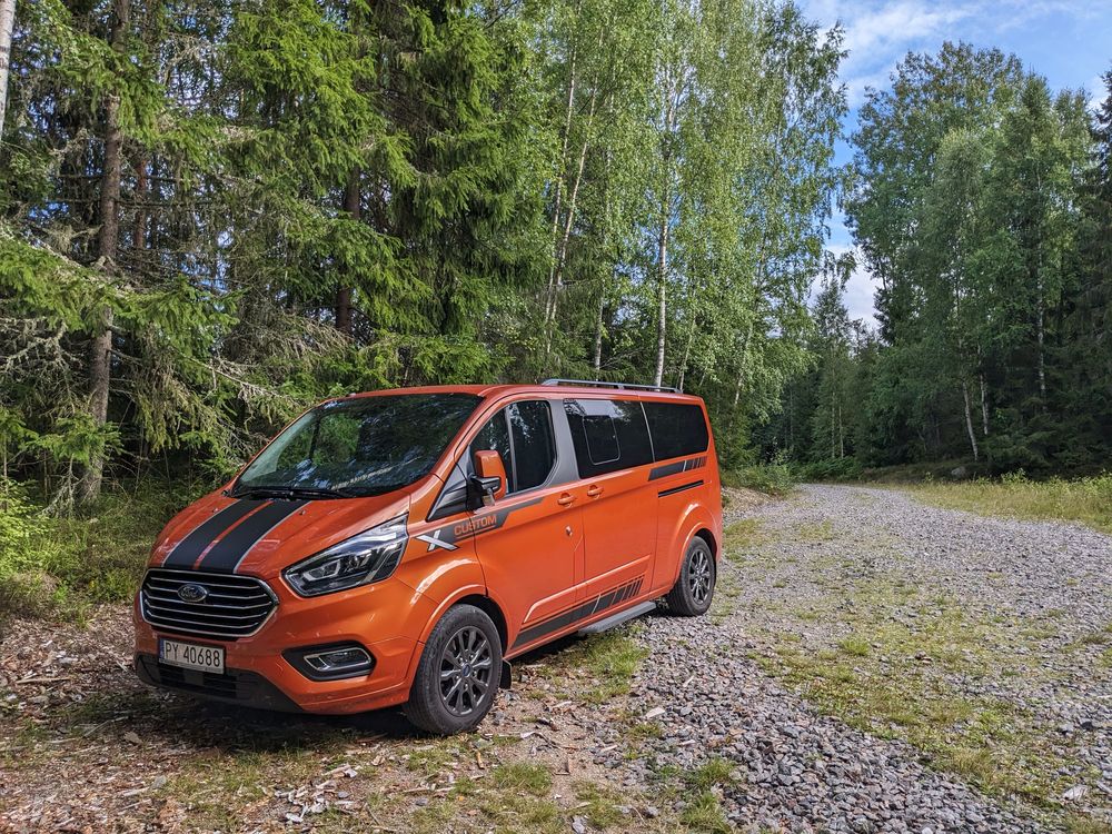 Wynajem wypożyczalnia  samochodów Bus MERCEDES FORD  9os. Automat