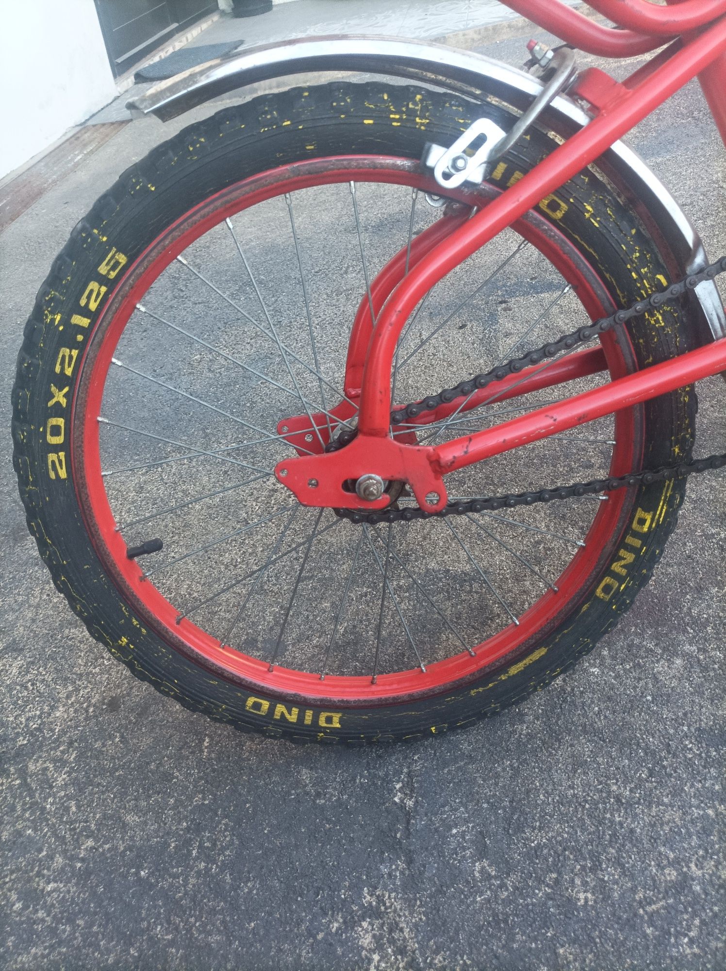 Bicicleta dino-cross
