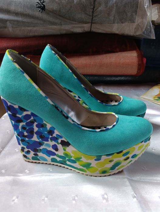 Туфлі жіночі, взуття