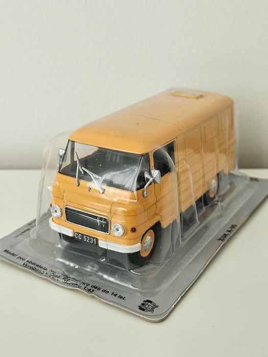 Model Żuk A-05 DeAgostini skala 1:43