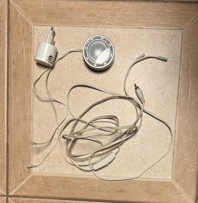 Oświetlenie szafy Ikea PAX i nie tylko