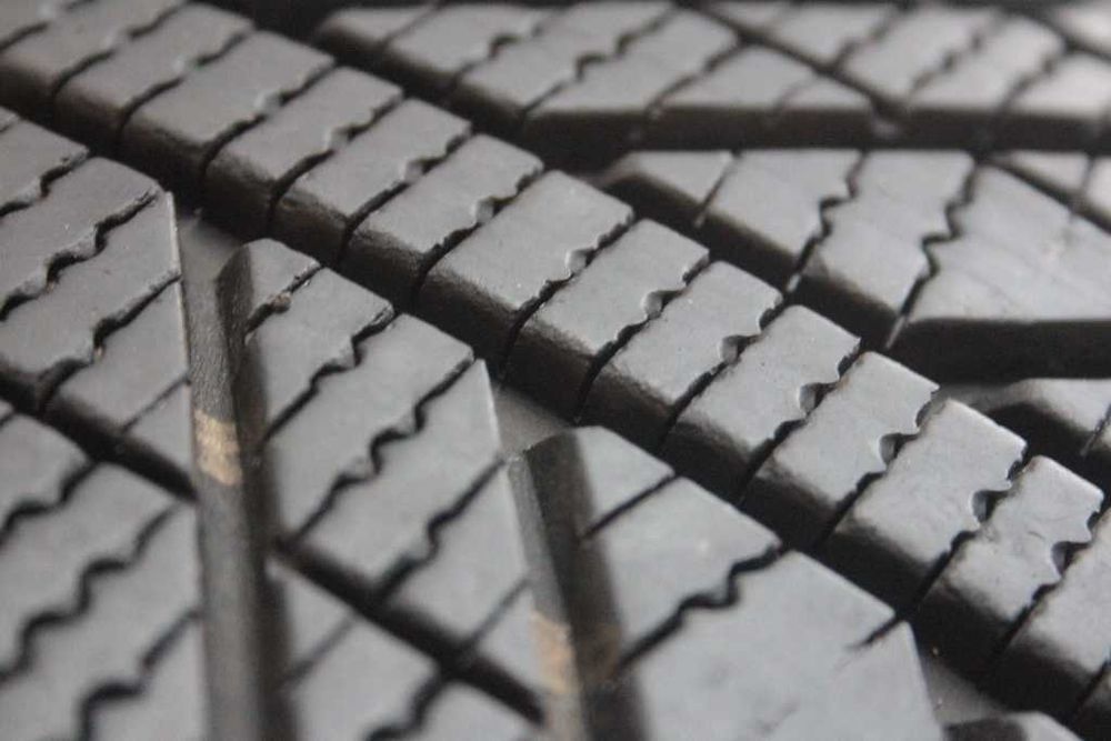 205/50/17 Goodyear Vector 4Seasons 205/50 R17