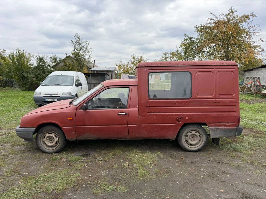 Продам машину ИЖ2717