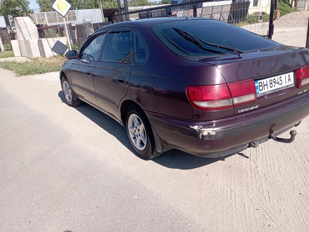 Toyota Carina E 1.6