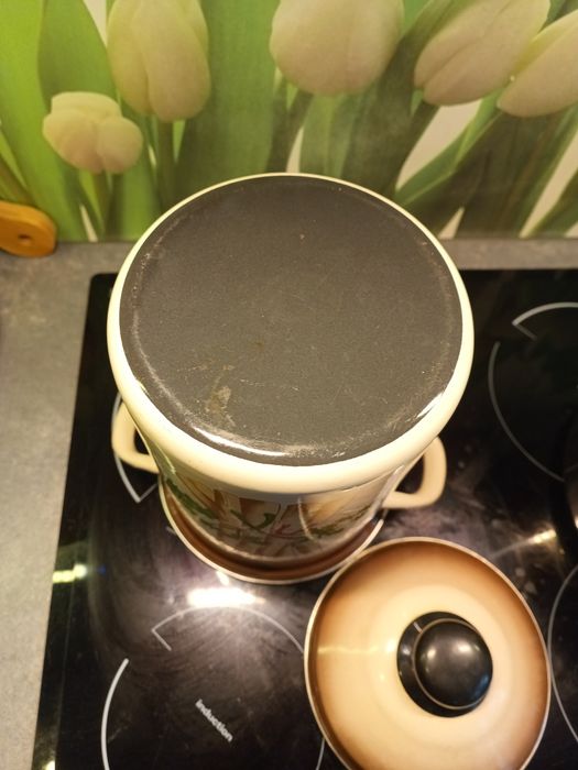 Garnek do gotowania szparagów