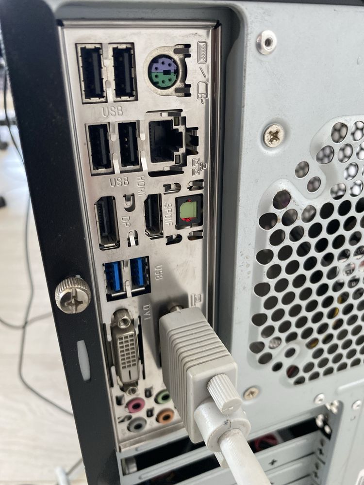 системный блок системний ПК intel core i3 4150 8 gb WD 1.0 Tb