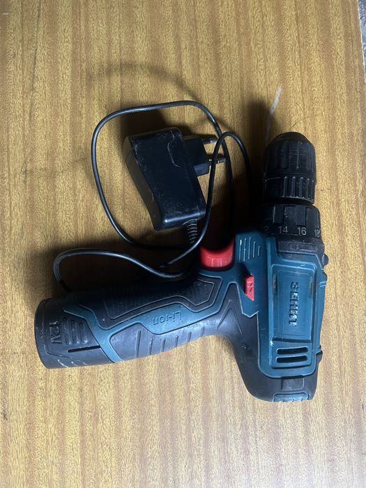 Шуруповерт Зенит 12 v