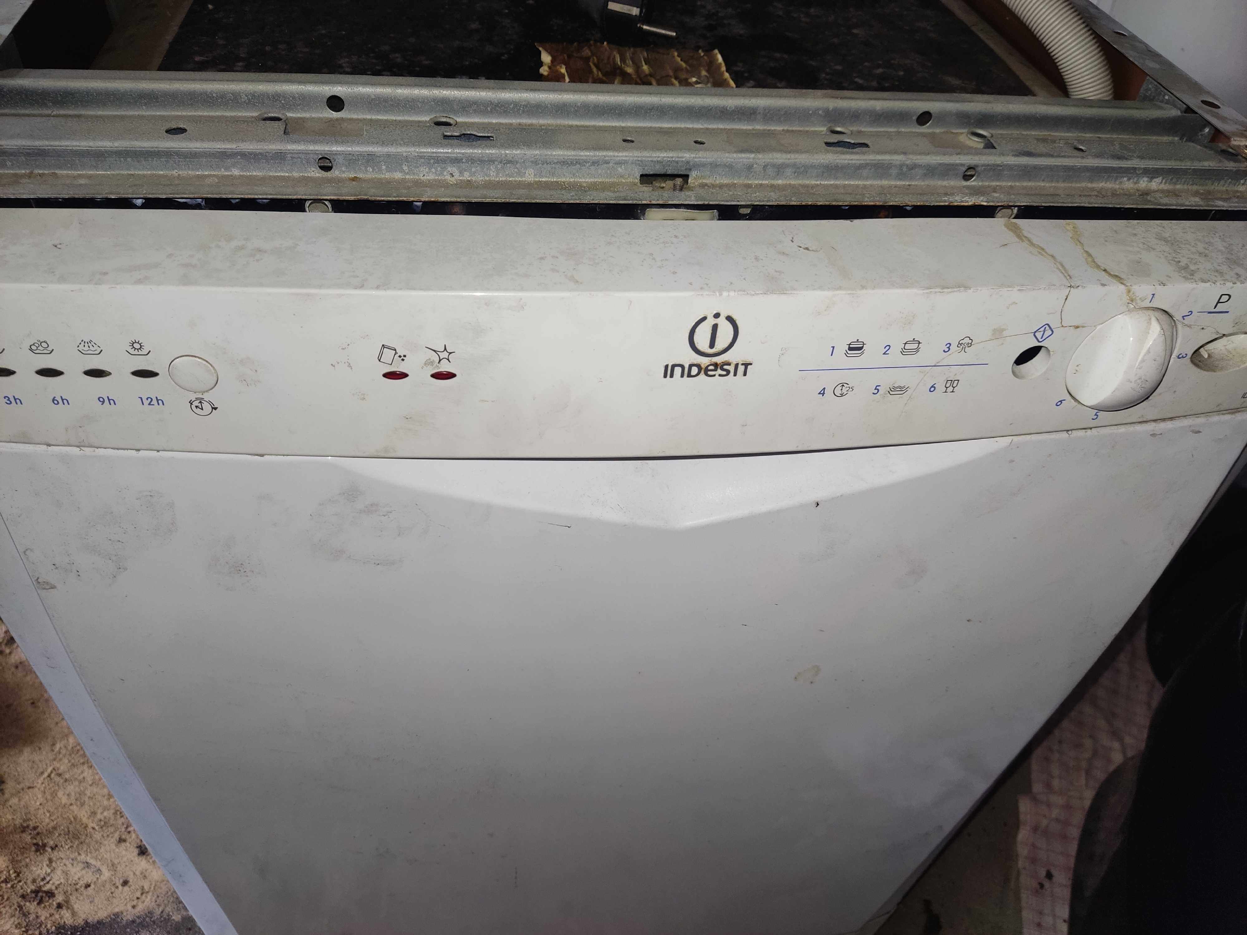 Máquina lavar louça Indesit IDL 62 para peças