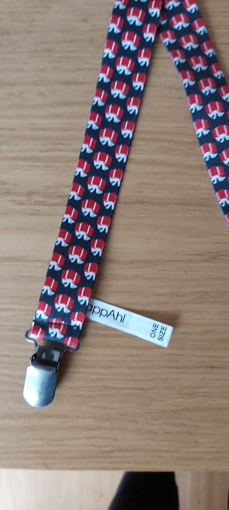 Świąteczne szelki KappAhl