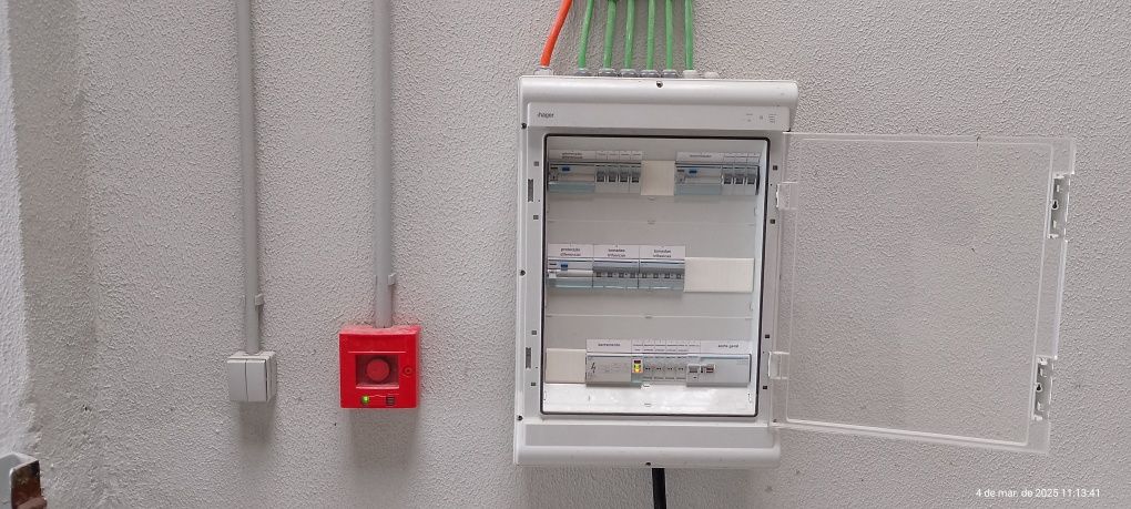 Eletricista e domótica