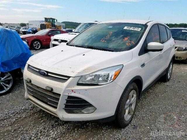 РАЗБОРКА FORD ESCAPE 13- USA авторазборка запчасти ШРОТ детали кузов