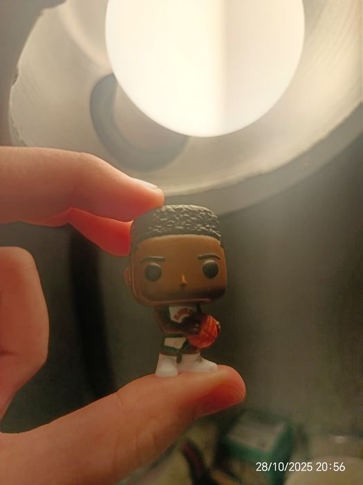 Обмениваю фигурки Kinder joy stranger things (Николаев)