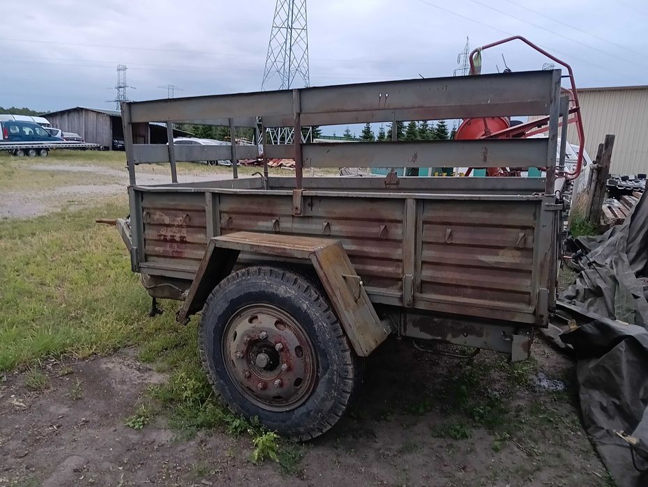 Przyczepka jedno osiowa Wojskowa / Jak NOWA