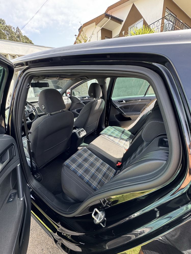 Vendo vw Golf GTE 2015 , leia descrição