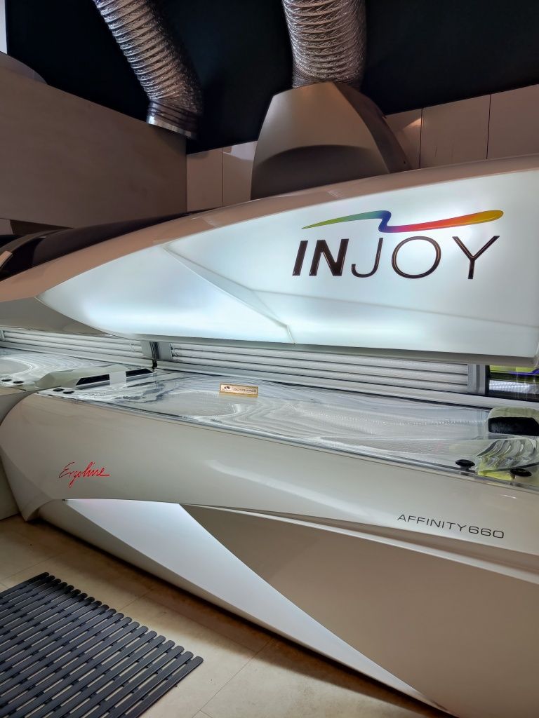 Ergoline Affinity 660 dynamic power + lampy, biała perła idealne