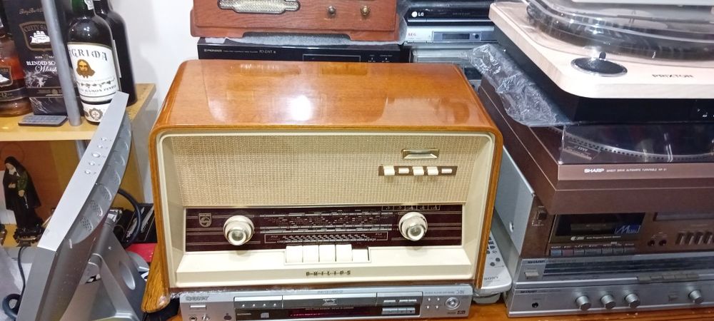 Radio de válvulas Philips