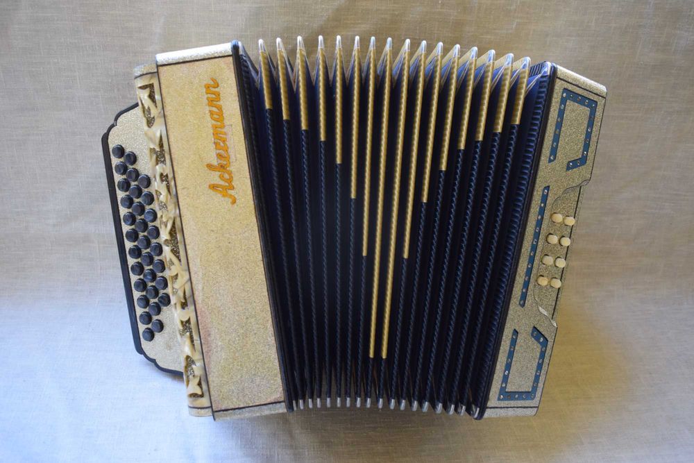 Concertina Achermann Abla 3 Voz Fa# La# Re#