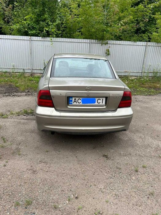 Opel Vectra B 1999 1,6 бензин