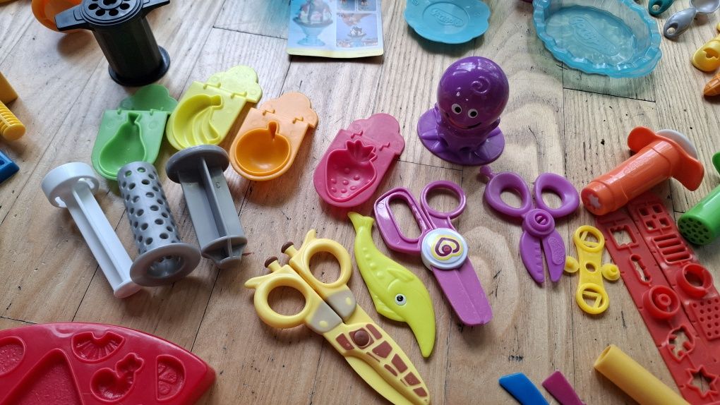 Ciastolina zestaw fryzjer, lodziarnia i inne play-doh