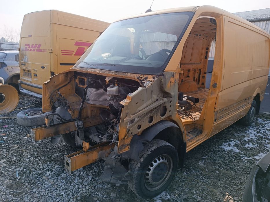 ćwiartka fartuch podłużnica lewy przód vw crafter i