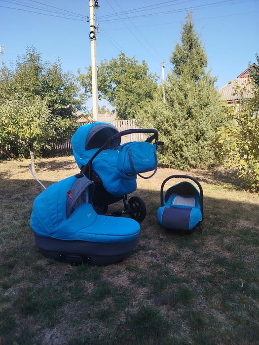 Коляска 3 в 1 Carerra
