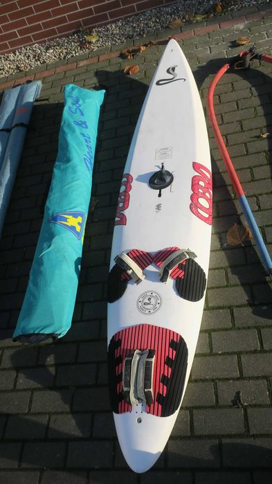 Zestaw windsurfingowy deska, żagiel, maszt, bom